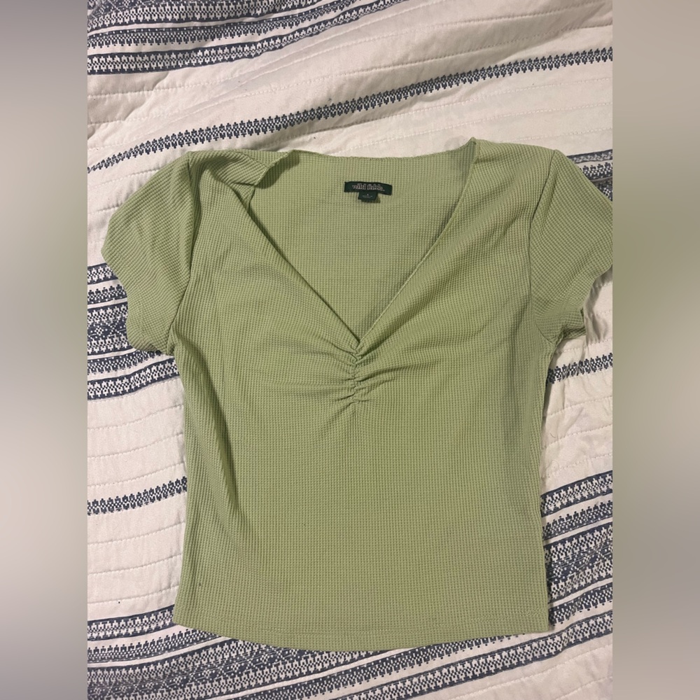 Light green scrunch top wild fable